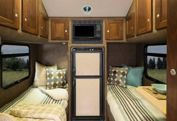 these-trucks-are-the-real-heaven-for-truck-drivers-artnaz-com-8