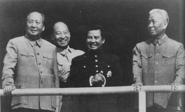 Mao_Zedong_and_Norodom_Sihanouk.jpg
