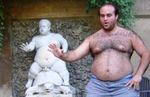Прикольные фотографии с памятниками (25 шт)