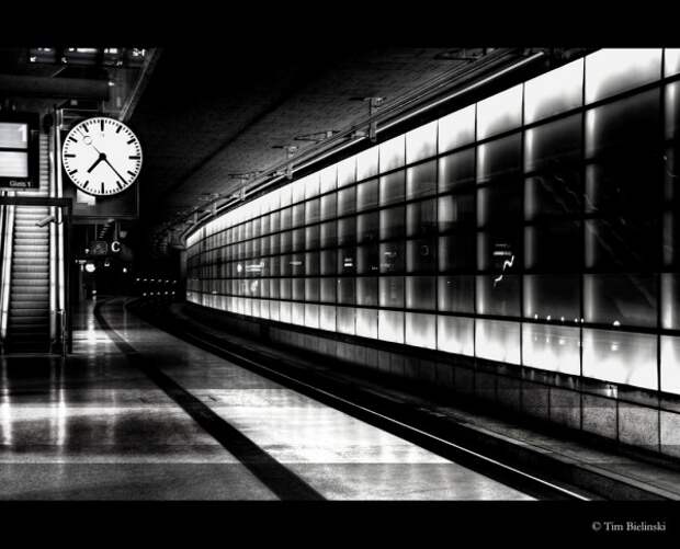 flickr-train-station-clock