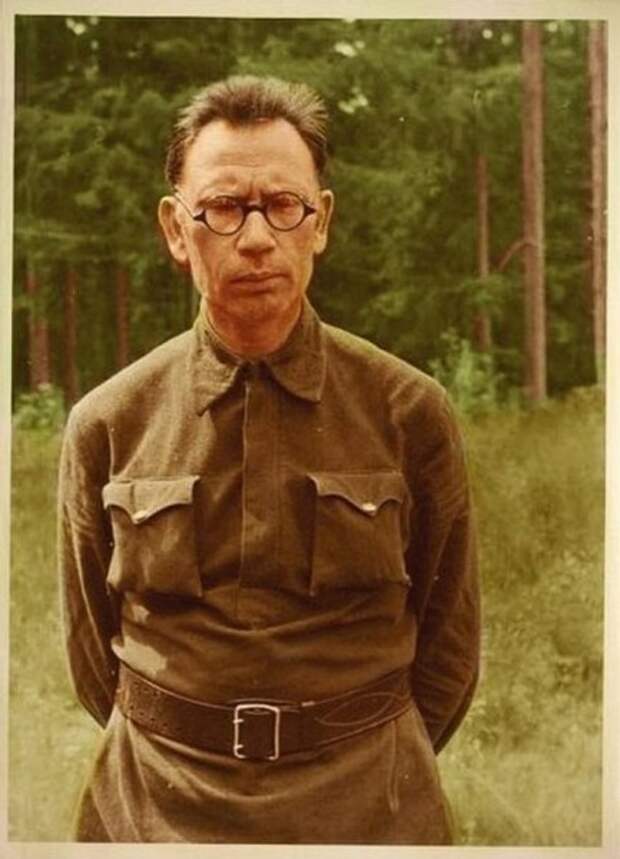 12 мая 1945 года контрразведка СМЕРШ на территории Чехословакии арестовала бывшего советского генерала, затем военнопленного и, наконец, главу так называемой Русской освободительной армии (РОА) Андрея