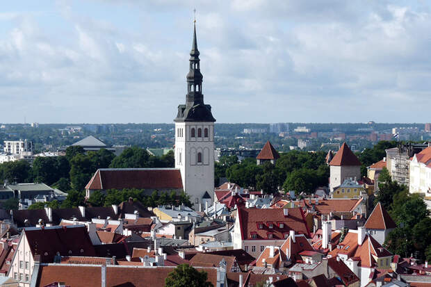 Эстония ввела карантин для туристов из Румынии, Польши и Болгарии