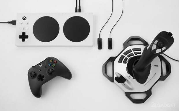 Microsoft представила новый геймпад Xbox Adaptive Controller (9 фото + видео)