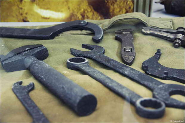 инструмент