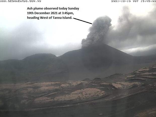 Повышенная вулканическая активность на вулкане Ясур, Вануату