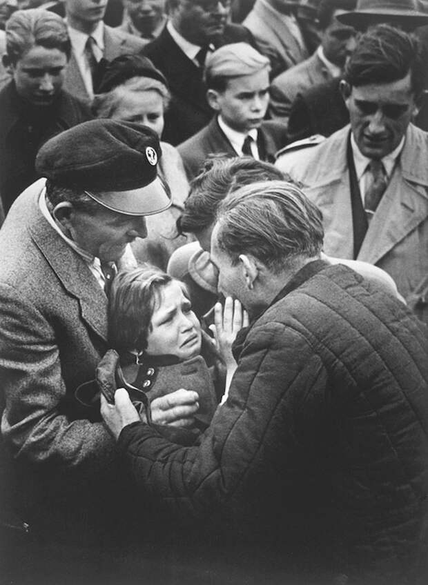 Самые эмоциональные фотографии за последние 100 лет! Самые эмоциональные фотографии