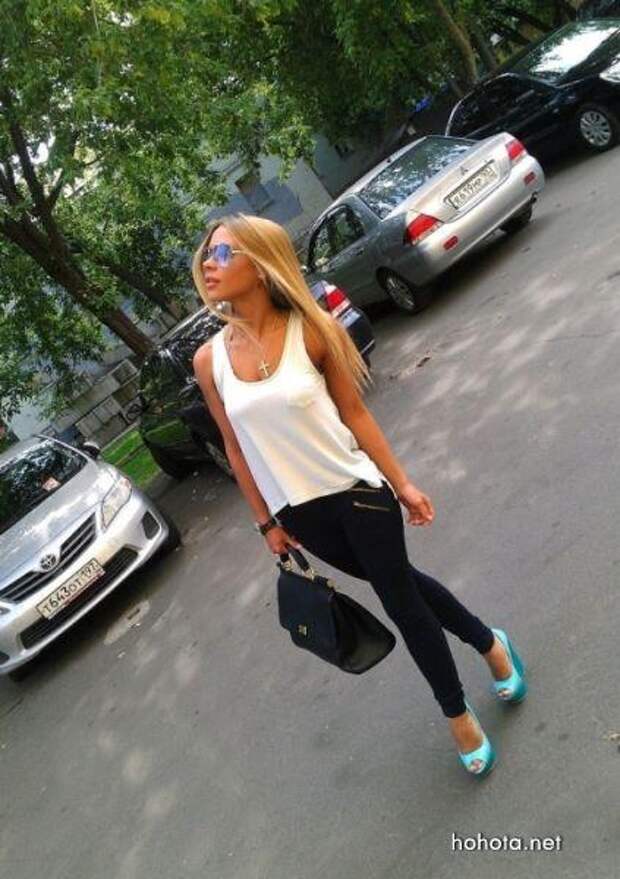 Соблазнительные домашние фотографии красивых девушек (100 фото) Соблазнительные домашние фотографии красивых девушек (100 фото)