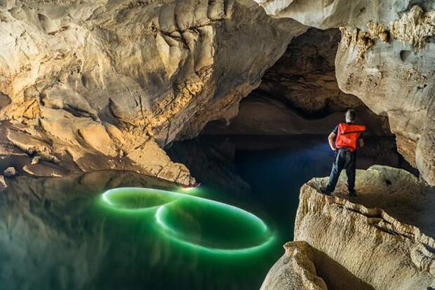 Таинственный мир пещеры Tham Khoun