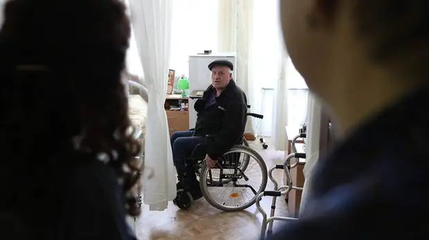 Забота у нас такая: как общество помогает пожилым