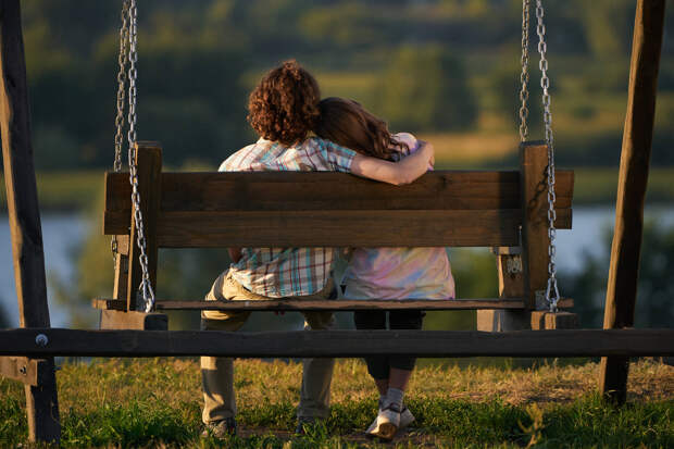 Татарстан ЗАГСы үз парын эзләүчеләргә офлайнда тиз очрашулар оештырырга тәкъдим итте