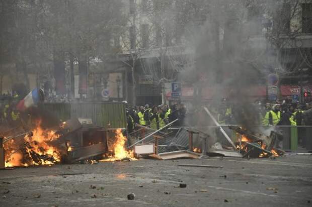 gilets jaunes-1