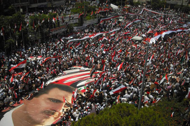 Митинг в поддержку Башара Асада в Латакии, 20 июня 2011 г.