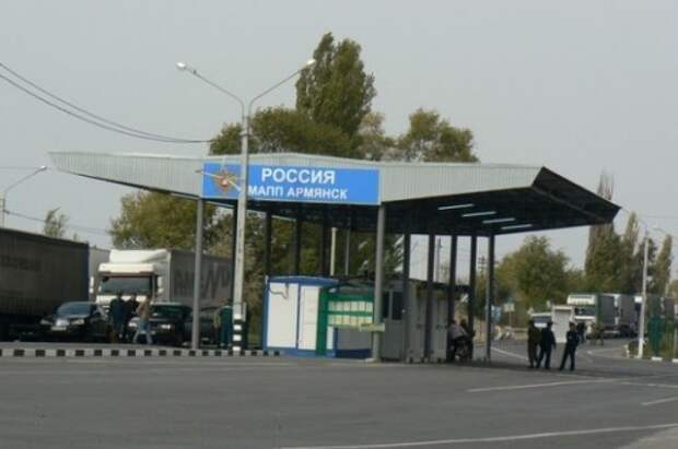 Власти Крыма начнут строить новые пропускные пункты на границе с Украиной Власти Крыма начнут строить новые пропускные пункты на границе с Украиной