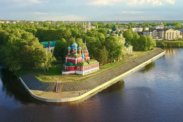 Круиз в Санкт-Петербург на теплоходе «Мустай Карим»