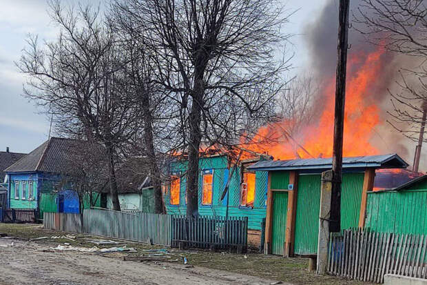 Старовойт: в Курской области в результате обстрела со стороны ВСУ загорелся дом