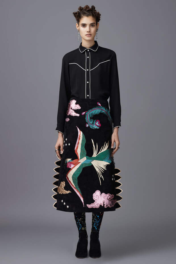 Восточная тема в коллекции итальянского дома Valentino Pre-Fall 2016