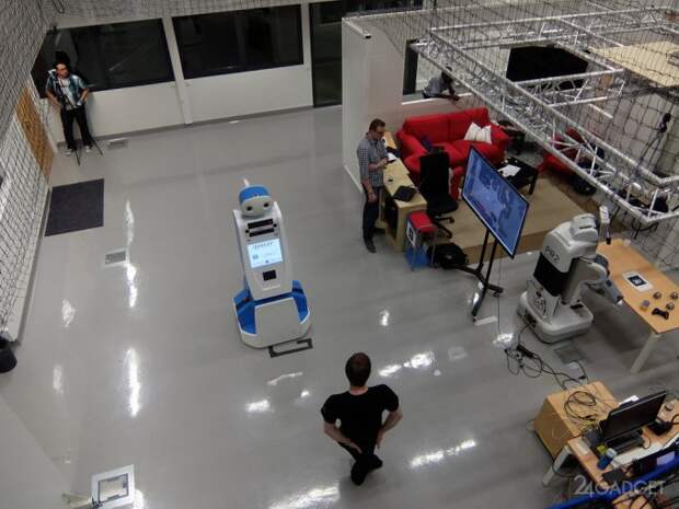 Робот Spencer будет помогать пассажирам, заблудившимся в аэропорту (7 фото + видео)