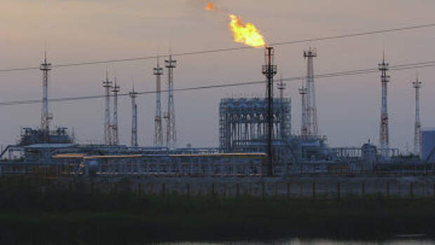 Добыча нефти. Ханты-Мансийский автономный округ. Архивное фото