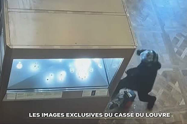 Опубликовано видео ограбления Лувра