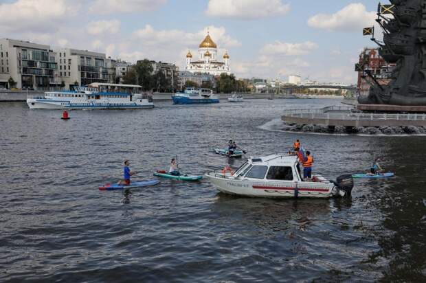 Спасатели МГПСС обеспечили безопасность на воде в День города