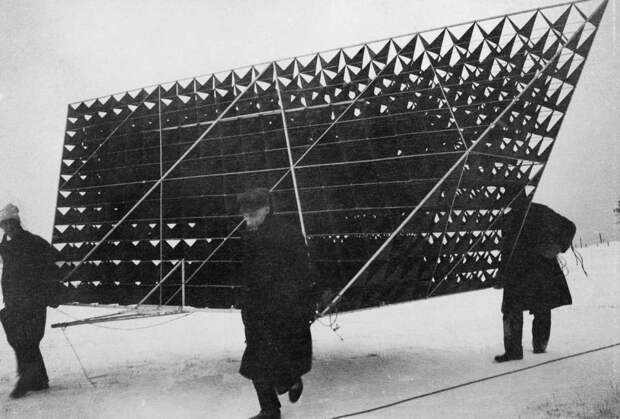 1902-1908 годы: Тетраэдрические воздушные змеи Александра Белла, похожие на НЛО