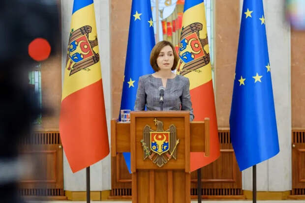 СВР: Президент Молдавии Санду потребовала подготовить план военной операции по установлению контроля над Приднестровьем