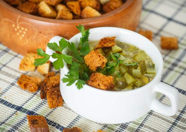Постный рассольник: просто, вкусно, сытно
