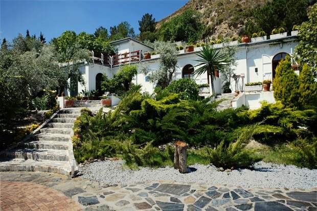la almunia de valle rural retreats