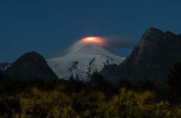 Извержение вулкана Вильяррика в Араукании, Чили