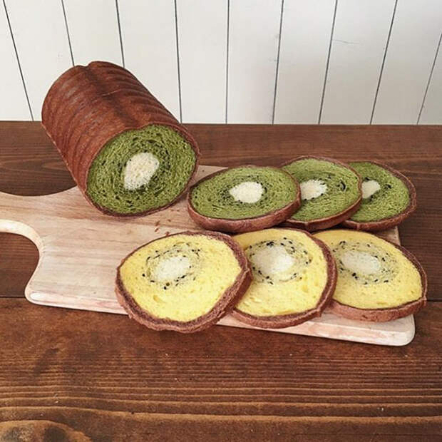 Illustrations Inside Loaves Of Bread