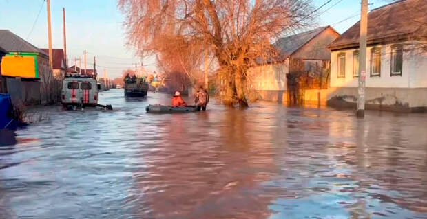 Власти призвали к эвакуации жителей Белозерского округа из-за паводка