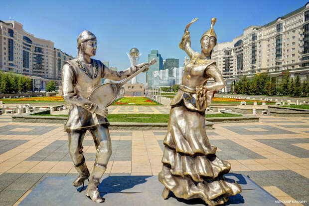 Сколько у Казахстана было столиц? И почему первая из них находится не в республике