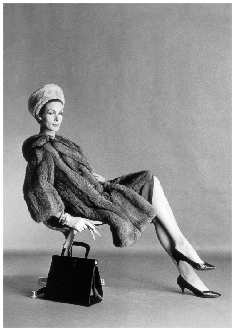 Photo Eugene Vernier Jennifer Hocking Vogue UK, August 1961.jpg Photo Eugene Vernier Jennifer Hocking Vogue UK, August 1961.jpg