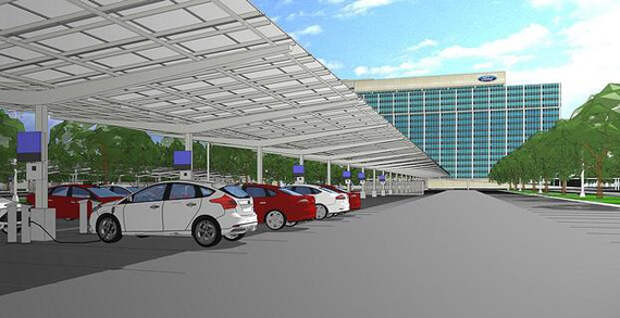 Солнечная батарея и крыша парковки штаб-квартиры Форд (Ford) в окрестностях Детройта