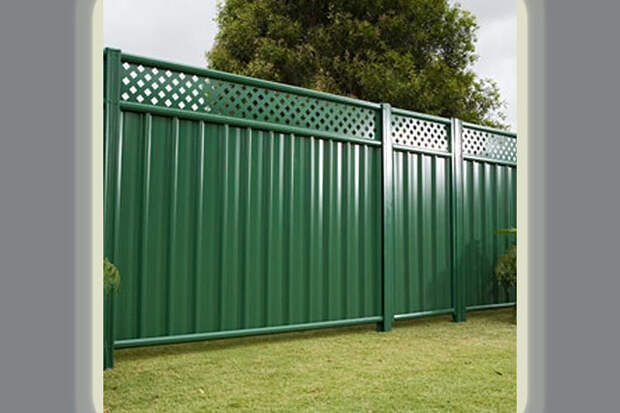 Профнастил, несмотря на то, что сегодня имеется много различных материалов для изготовления заборов, по-прежнему остается самым востребованным.-8