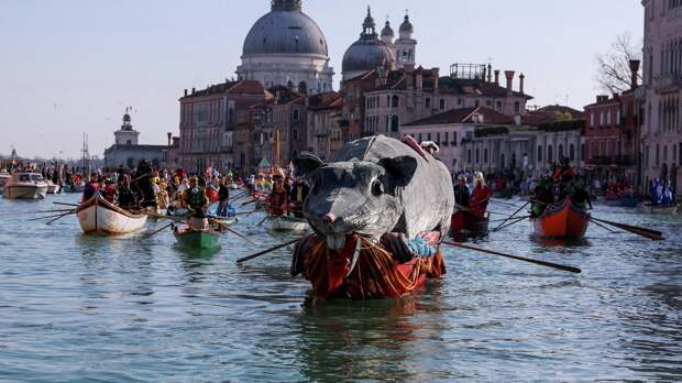 На Западе истерика: удержать Россию в изоляции не получилось