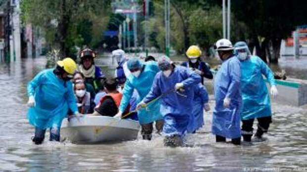 В Мексике из-за масштабного наводнения затопило более 3 тыс. домов