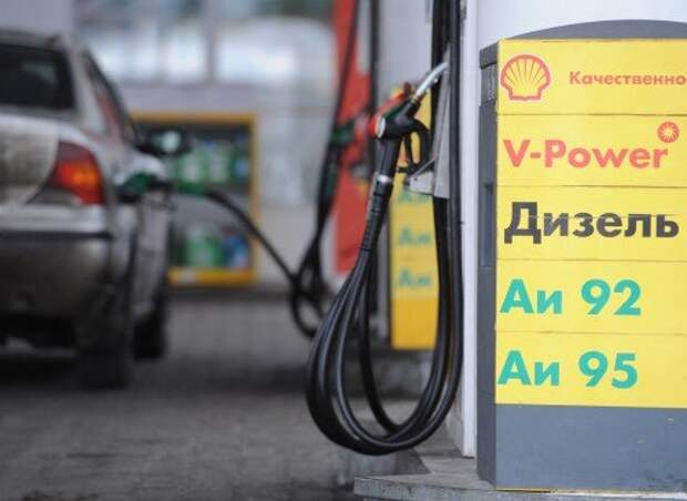 Цены производителей на бензин в июне выросли сразу на 10%