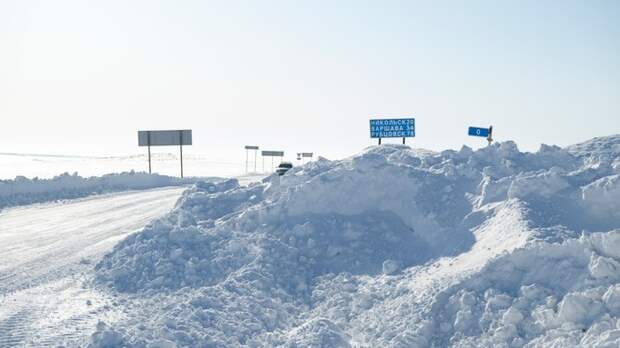 Из-за непогоды на трассах Алтая подготовили стоянки для фур