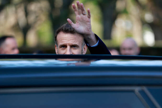 Макрона осадили за слова об Иране