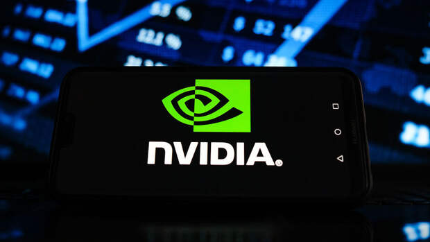 В Nvidia ждут разрешения от Трампа на поставку ИИ-чипов в Россию и Китай