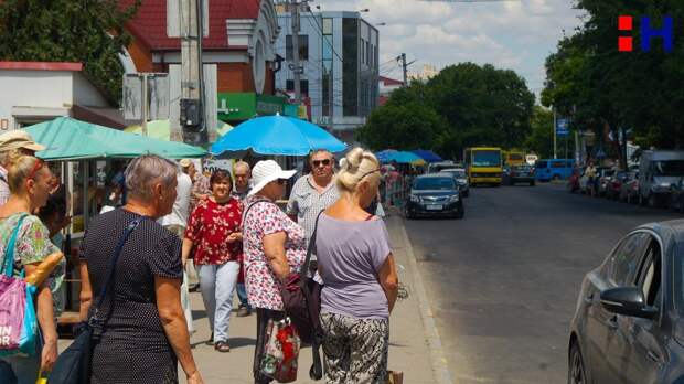 На херсоне сегодняшний день новости. Жители Астрахани. Жизнь русских. Херсон город. Херсон сейчас.