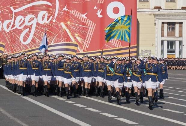Главное за день в Петербурге 3 мая: сдача крови в библиотеке, 35 миллионов на «Алые паруса» и подготовка к параду Победы