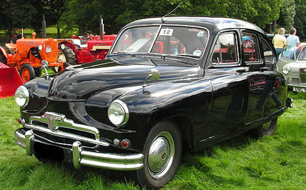 Краткая история автомобильного плагиата Standard Vanguard.jpg