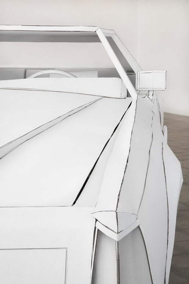 Картонный Lincoln Continental авторства Shannon Goff