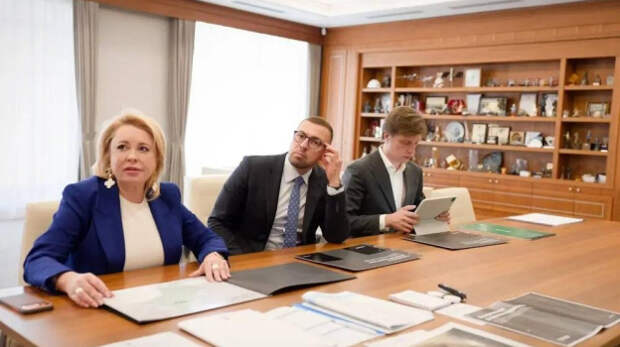 Мэр Ялты обсудила план развития ЮБК с главой Минстроя России