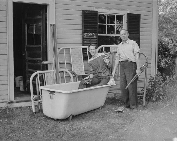 1942 год: Как американцы собирали металлолом для военной промышленности