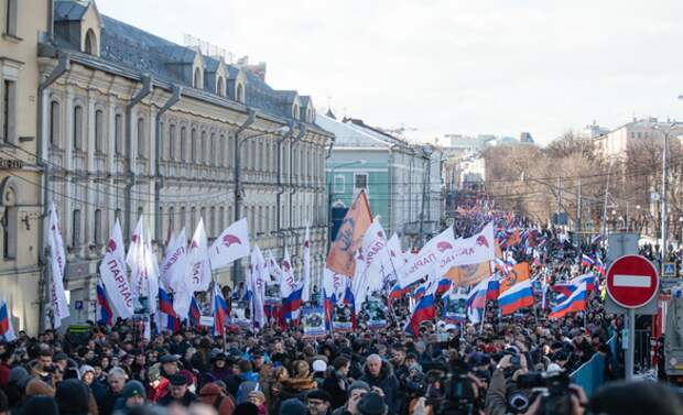 Как пятая колонна прошла по Москве в память Немцова (ФОТОРЕПОРТАЖ) | Продолжение проекта &quot;Русская Весна&quot;