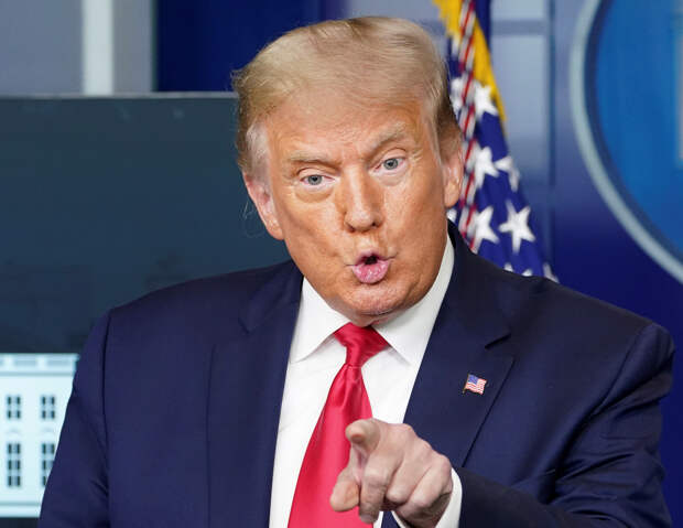 Трамп пообещал уничтожить каждого нового лидера Ирана