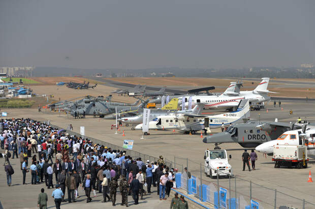 Aero India - 2015: РФ расширяет сотрудничество с Индией и ее соседями